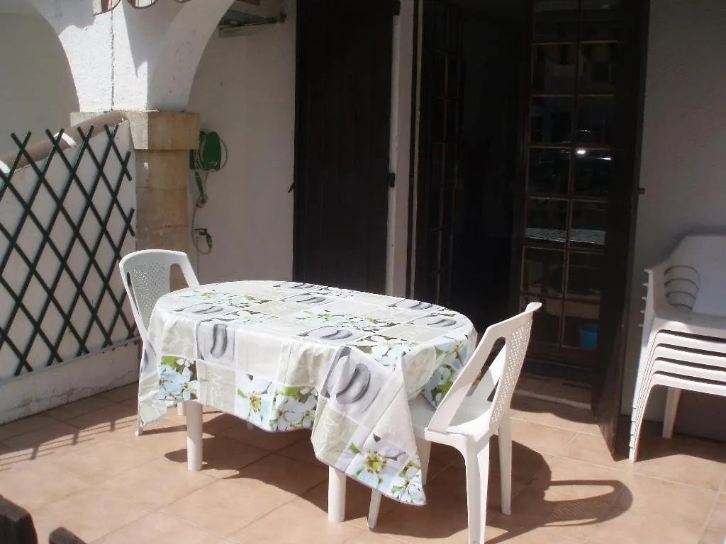 Residence Les Imperiaux Saintes-Maries-de-la-Mer 0*,  France